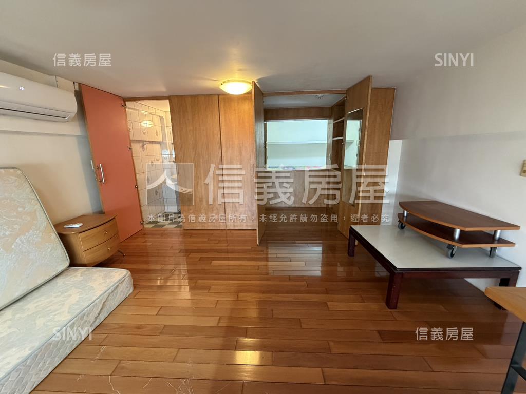 專任基泰高更露臺美妝戶房屋室內格局與周邊環境