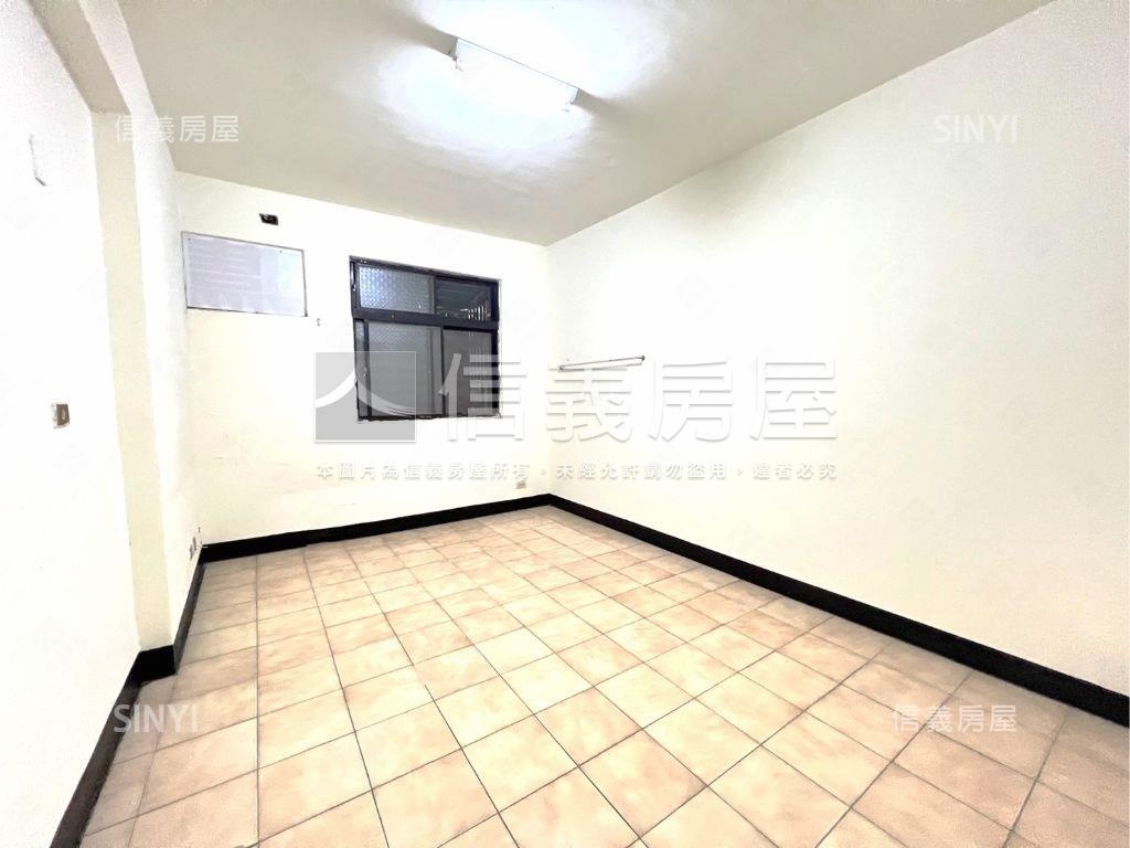 興南大空間美寓房屋室內格局與周邊環境