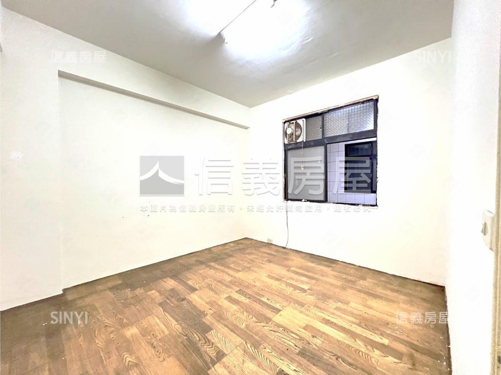 興南大空間美寓房屋室內格局與周邊環境