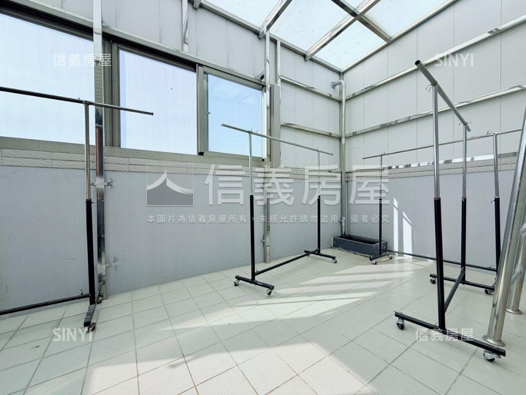 西屯稀有２０年孝親房透天房屋室內格局與周邊環境