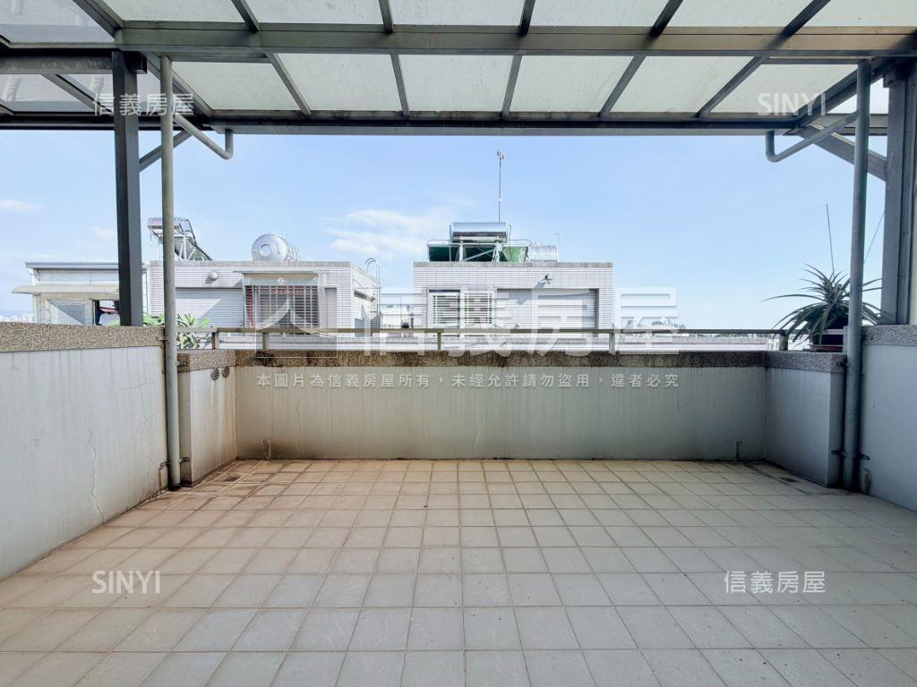 西屯稀有２０年孝親房透天房屋室內格局與周邊環境