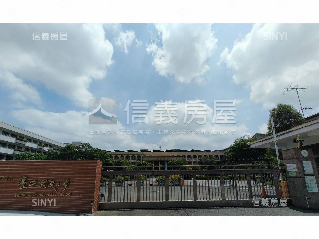近中興大學稀有低總價三房房屋室內格局與周邊環境