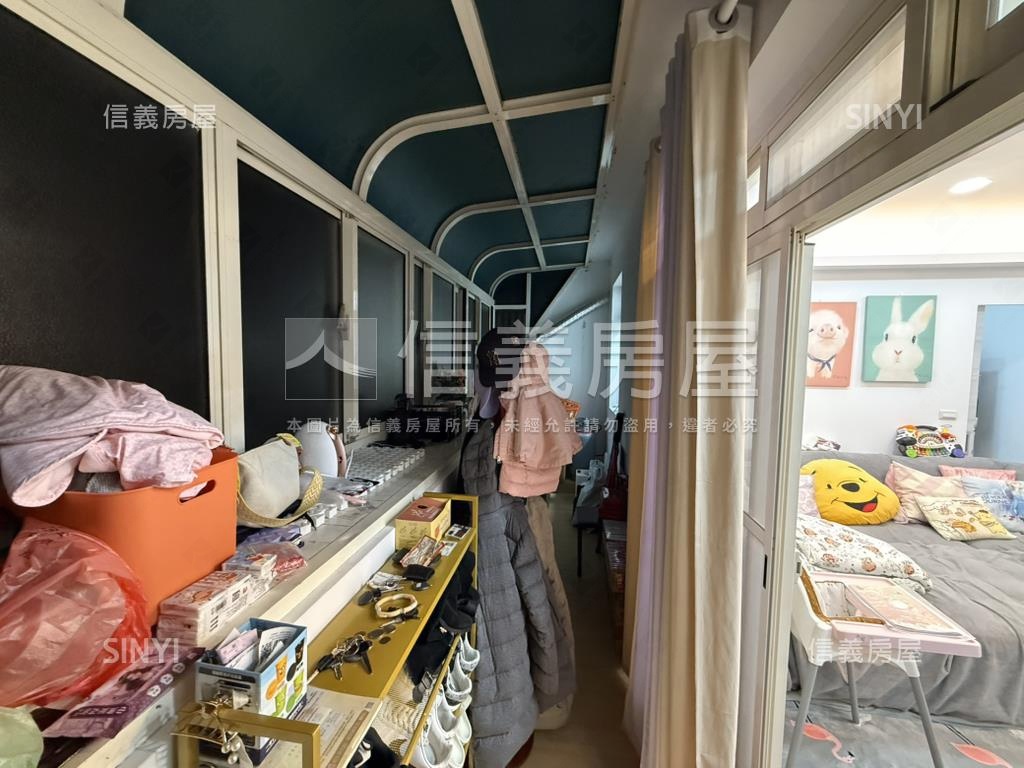 長安路近交流道美裝潢３房房屋室內格局與周邊環境