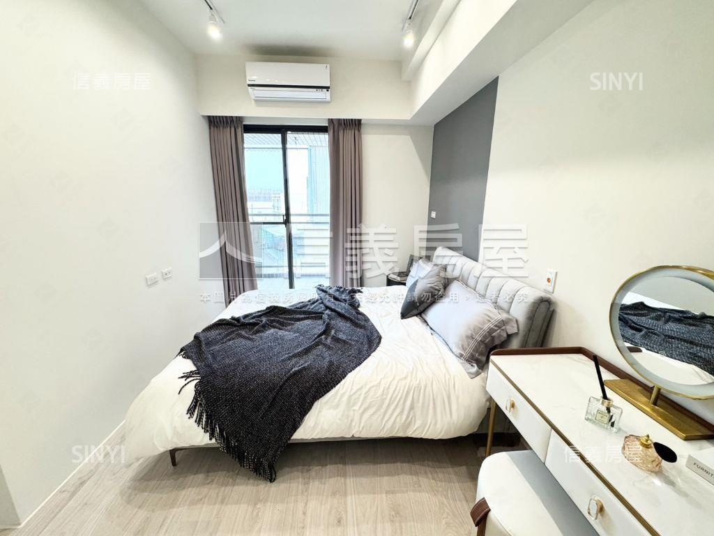 晴山洋洋全新裝潢三房平車房屋室內格局與周邊環境