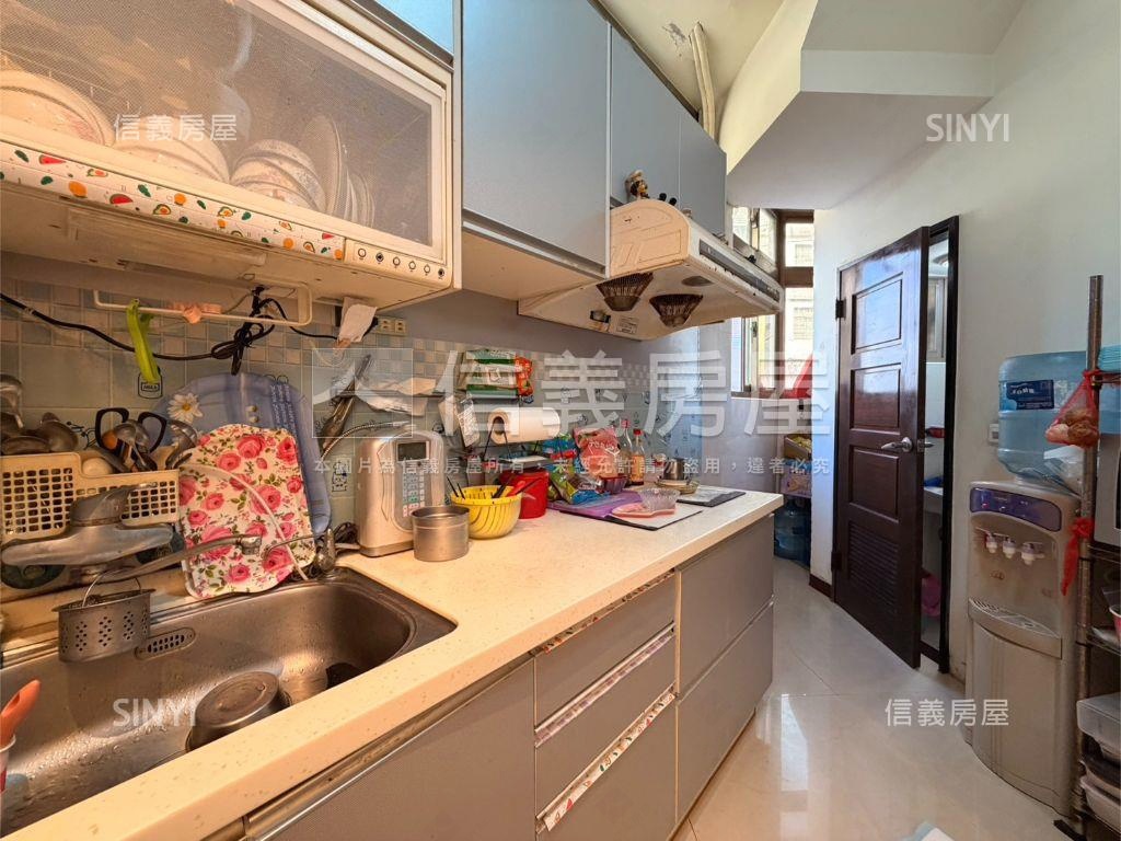 大吉大利邊間採光美透天房屋室內格局與周邊環境