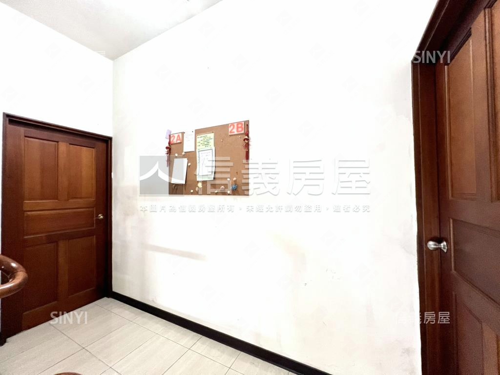 崑山學園皇龍店面宿舍房屋室內格局與周邊環境