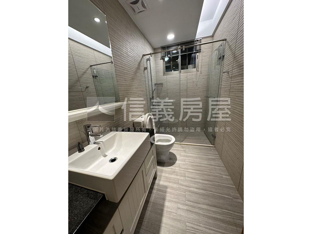 專任帝景面１０１高樓美景房屋室內格局與周邊環境