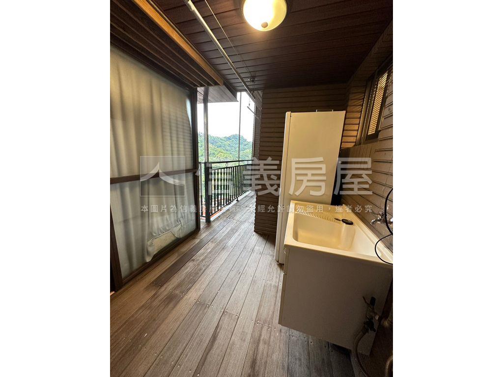 專任帝景面１０１高樓美景房屋室內格局與周邊環境
