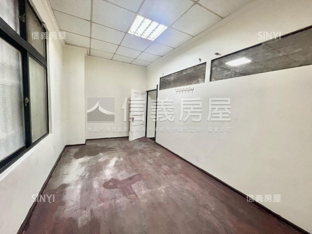 大面寬店住合一金店面房屋室內格局與周邊環境