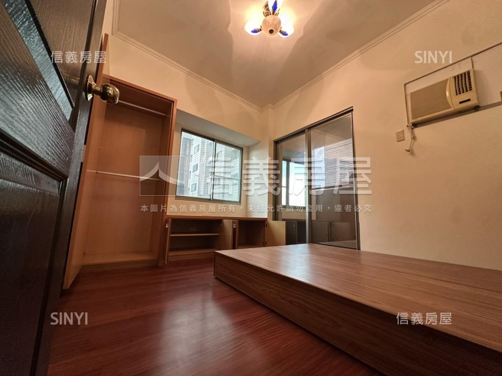 日進斗金三房車位房屋室內格局與周邊環境