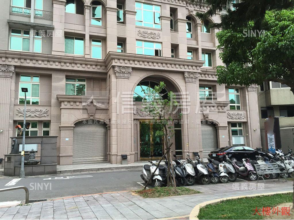 三興國小旁三角窗店面房屋室內格局與周邊環境