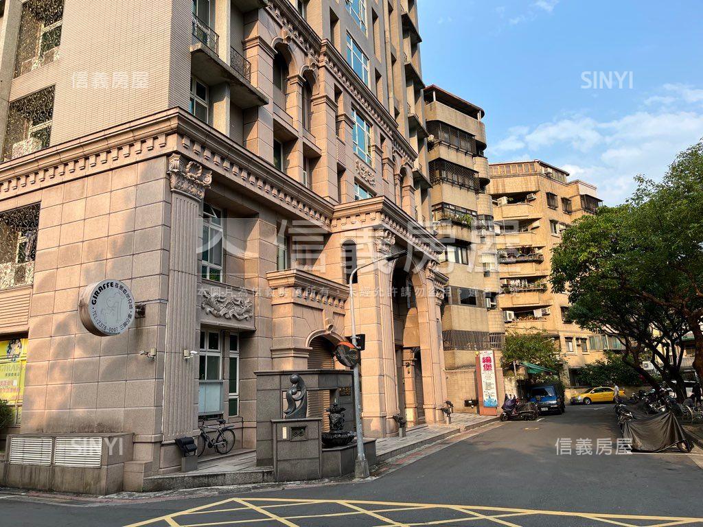 三興國小旁三角窗店面房屋室內格局與周邊環境