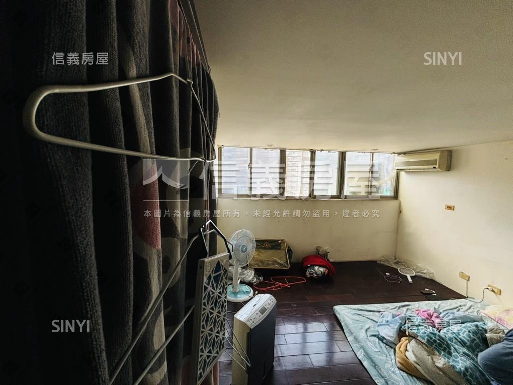 吉軒稀有高樓挑高魔術空間房屋室內格局與周邊環境