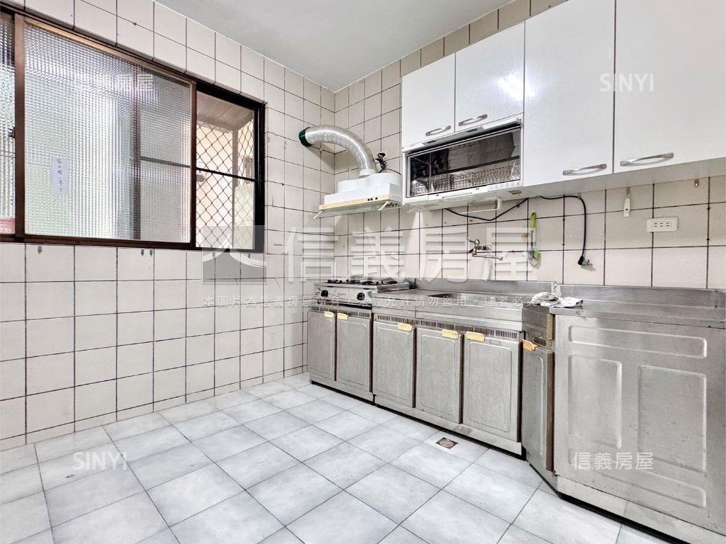 【正街】寬敞舒適漂亮店住房屋室內格局與周邊環境