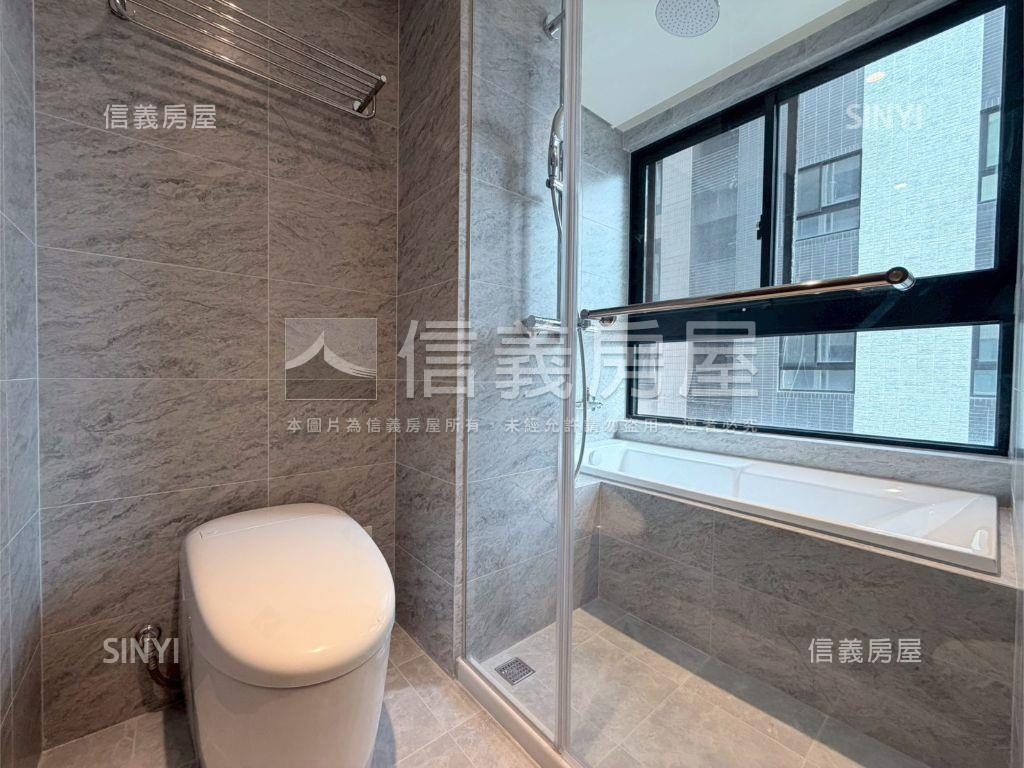 新美齊稀有Ｄ棟三房房屋室內格局與周邊環境