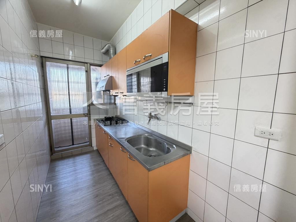 近南興國小美三房房屋室內格局與周邊環境