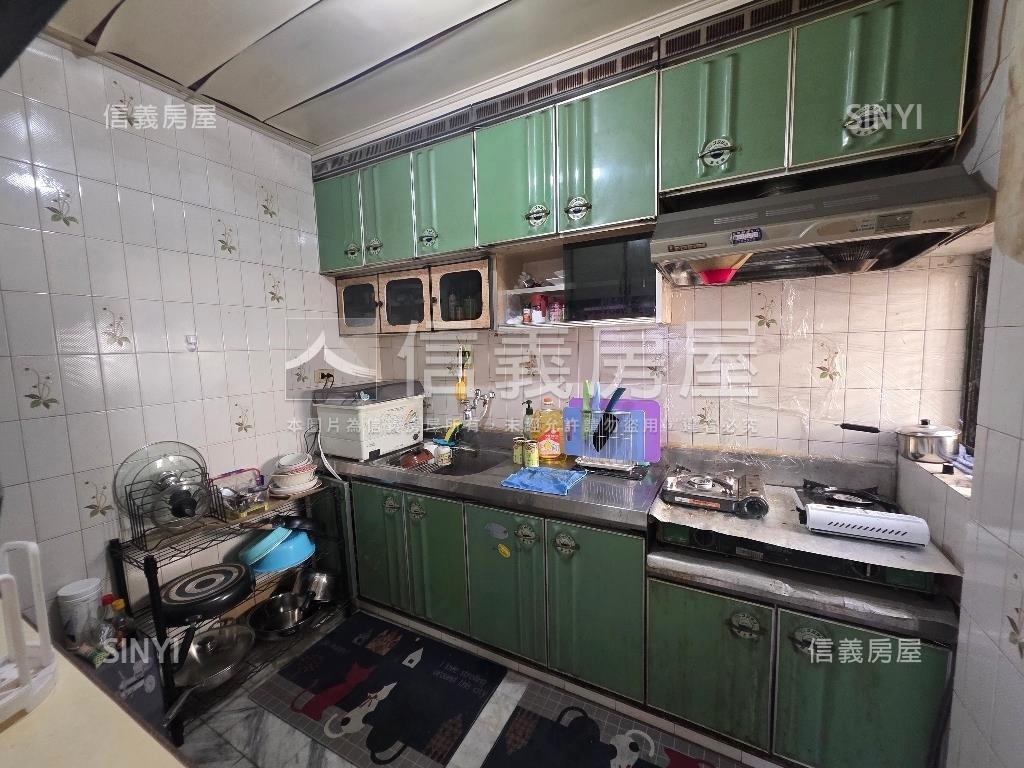 捷運學區電梯三房房屋室內格局與周邊環境