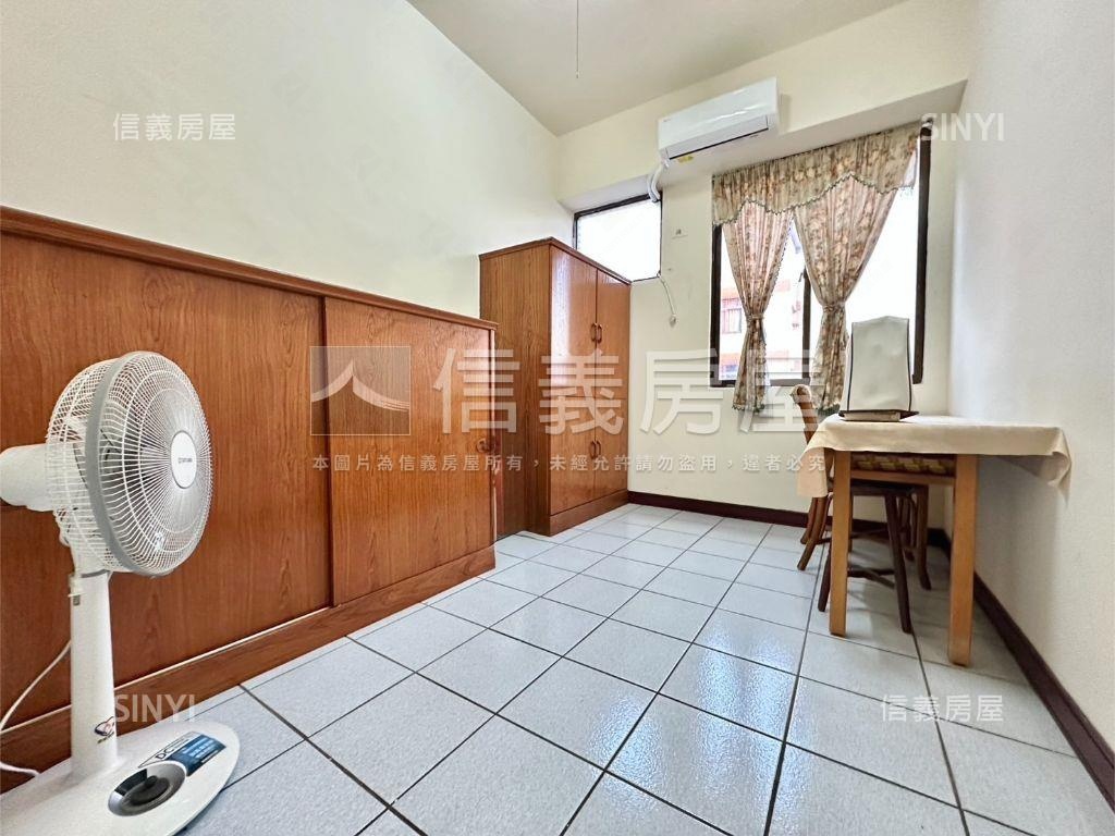 專任屋況極佳三房房屋室內格局與周邊環境