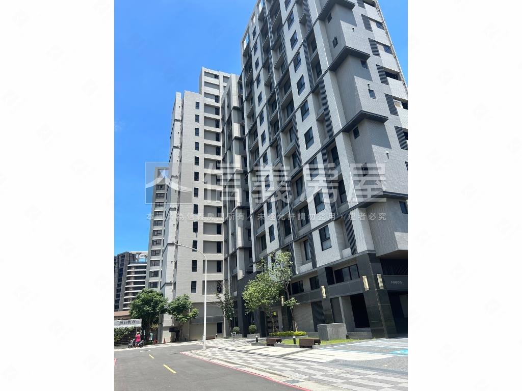 文學苑設計師的美學之家房屋室內格局與周邊環境