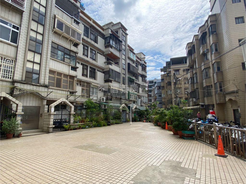 免爬樓梯就是開心裝潢１樓房屋室內格局與周邊環境