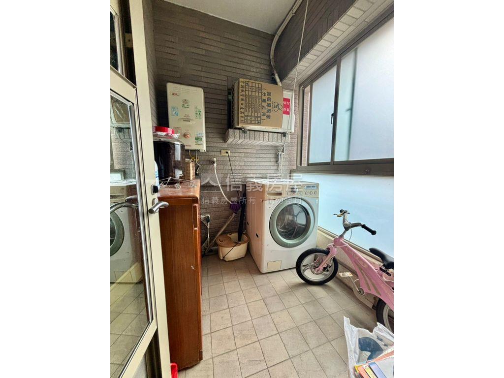 農十六首排景觀四房車位房屋室內格局與周邊環境