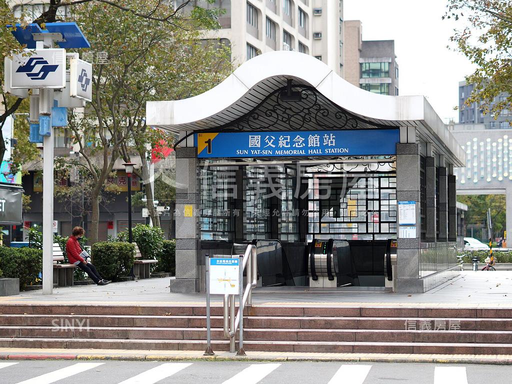 琢樸仁愛玉璽３樓ＡＢ戶房屋室內格局與周邊環境