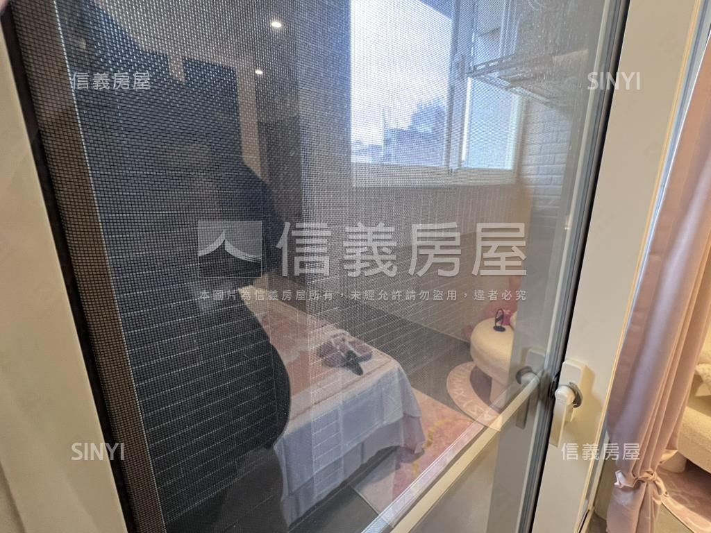 近Ｇ０８美妝小資套房房屋室內格局與周邊環境