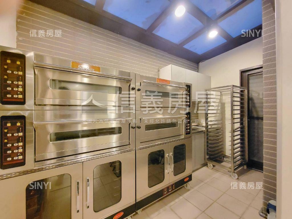 近林口高中席悅店面房屋室內格局與周邊環境