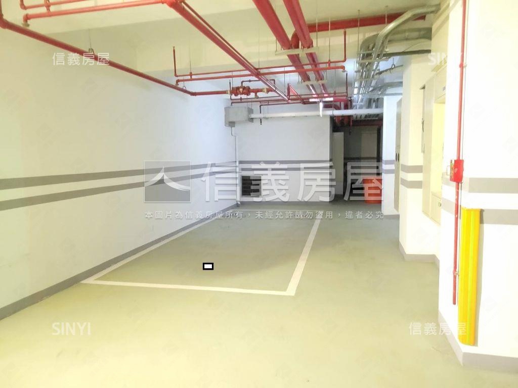 近林口高中席悅店面房屋室內格局與周邊環境