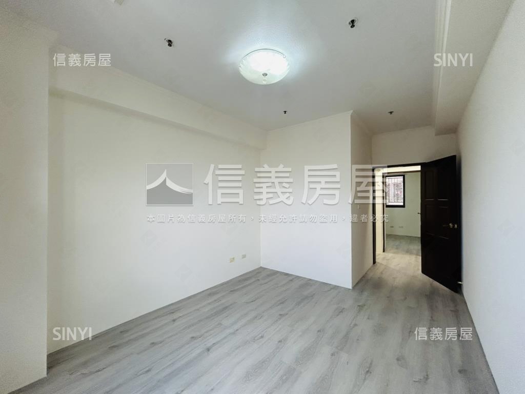 ＹＥＳ˙景觀兩房車位房屋室內格局與周邊環境