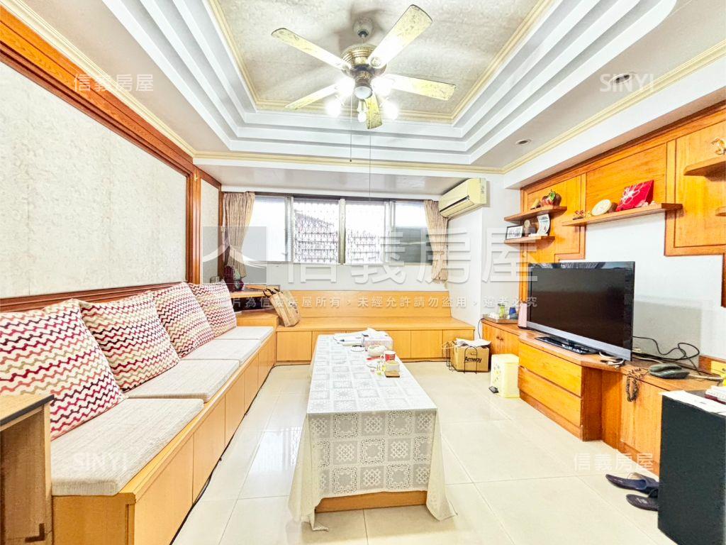 真善美雅緻４房房屋室內格局與周邊環境