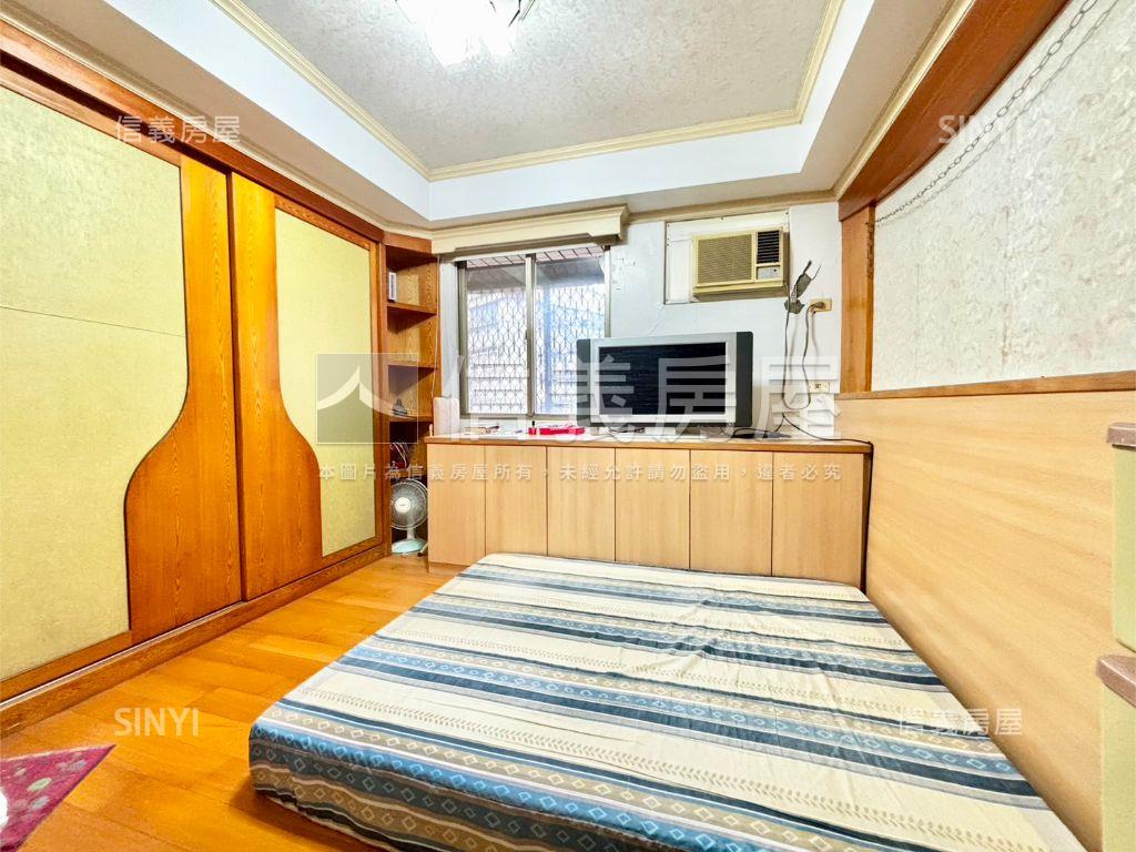 真善美雅緻４房房屋室內格局與周邊環境