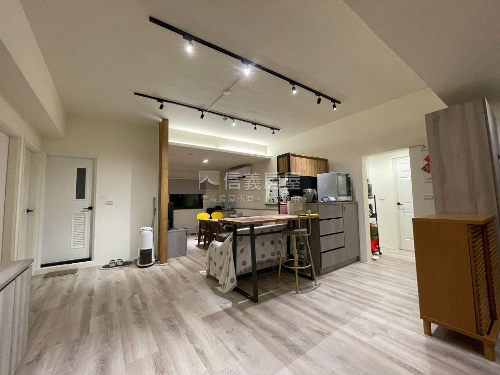 急！東區絕美電梯四房房屋室內格局與周邊環境