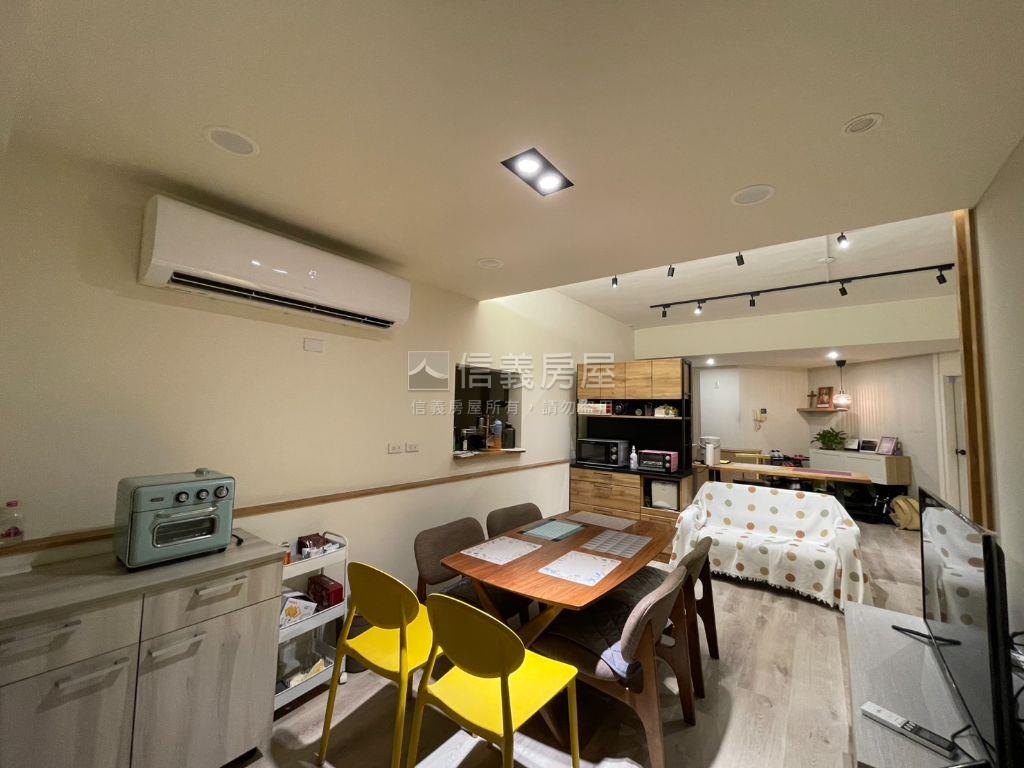 急！東區絕美電梯四房房屋室內格局與周邊環境