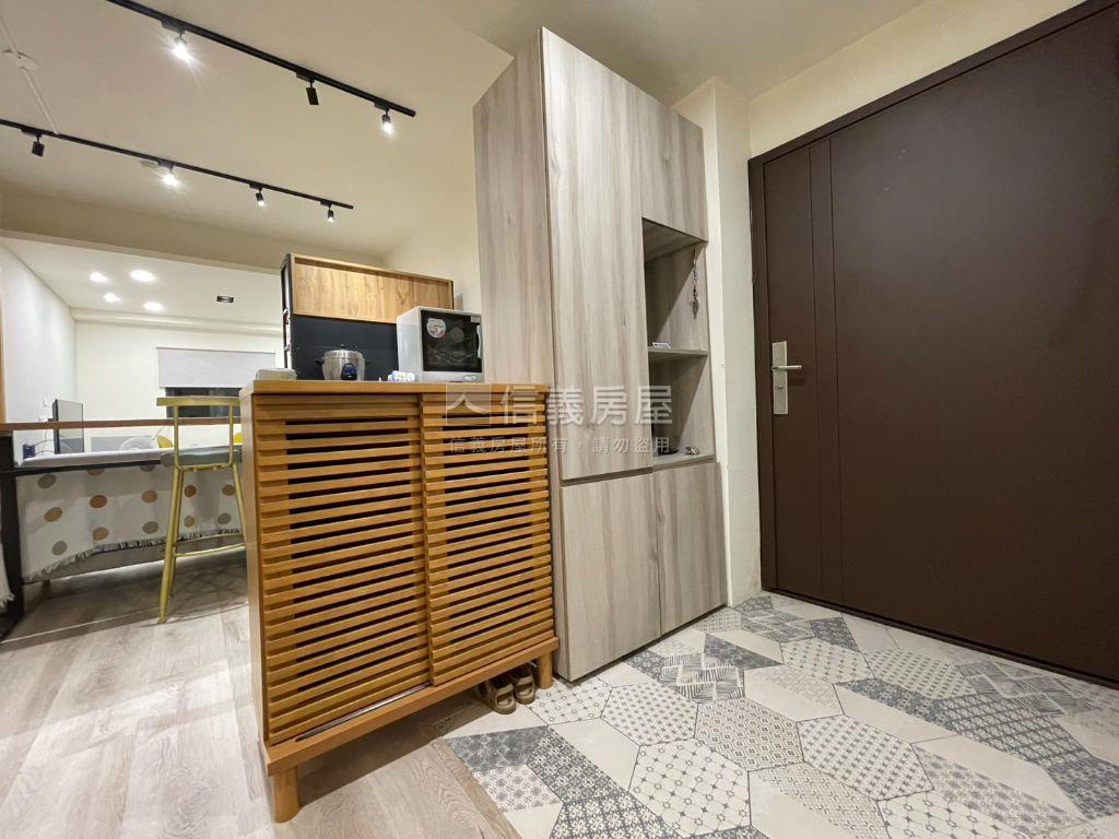 急！東區絕美電梯四房房屋室內格局與周邊環境