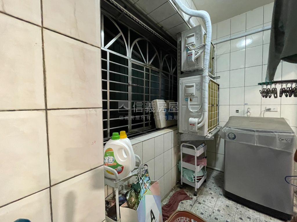 急！東區絕美電梯四房房屋室內格局與周邊環境