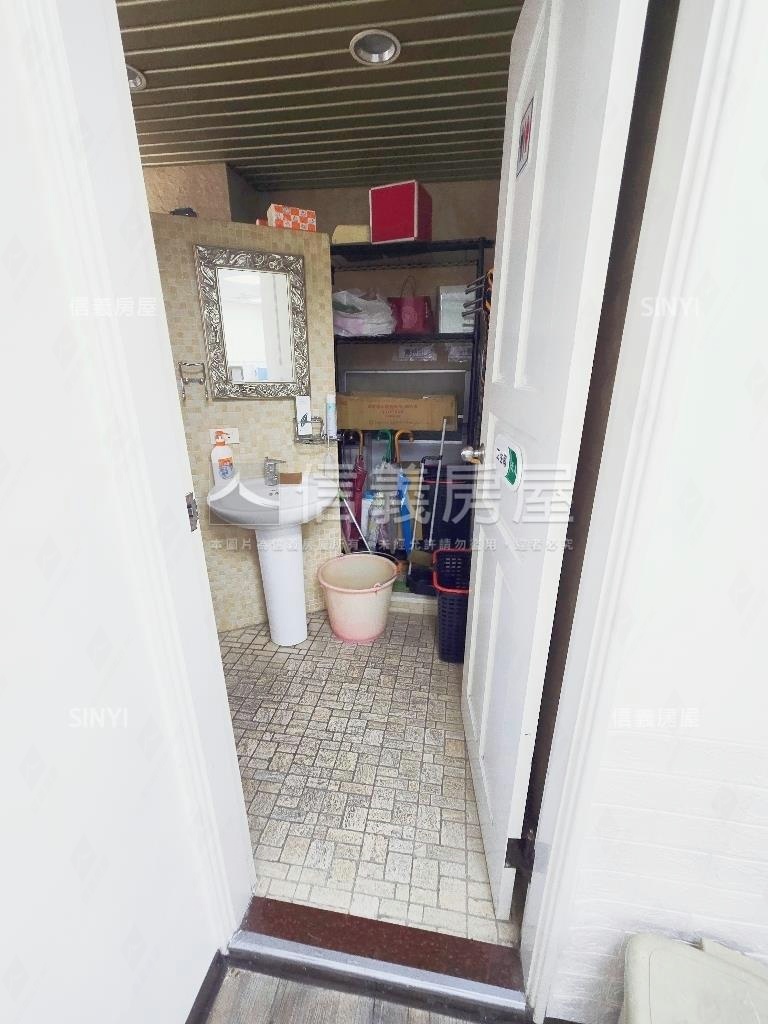 經典中和商辦房屋室內格局與周邊環境
