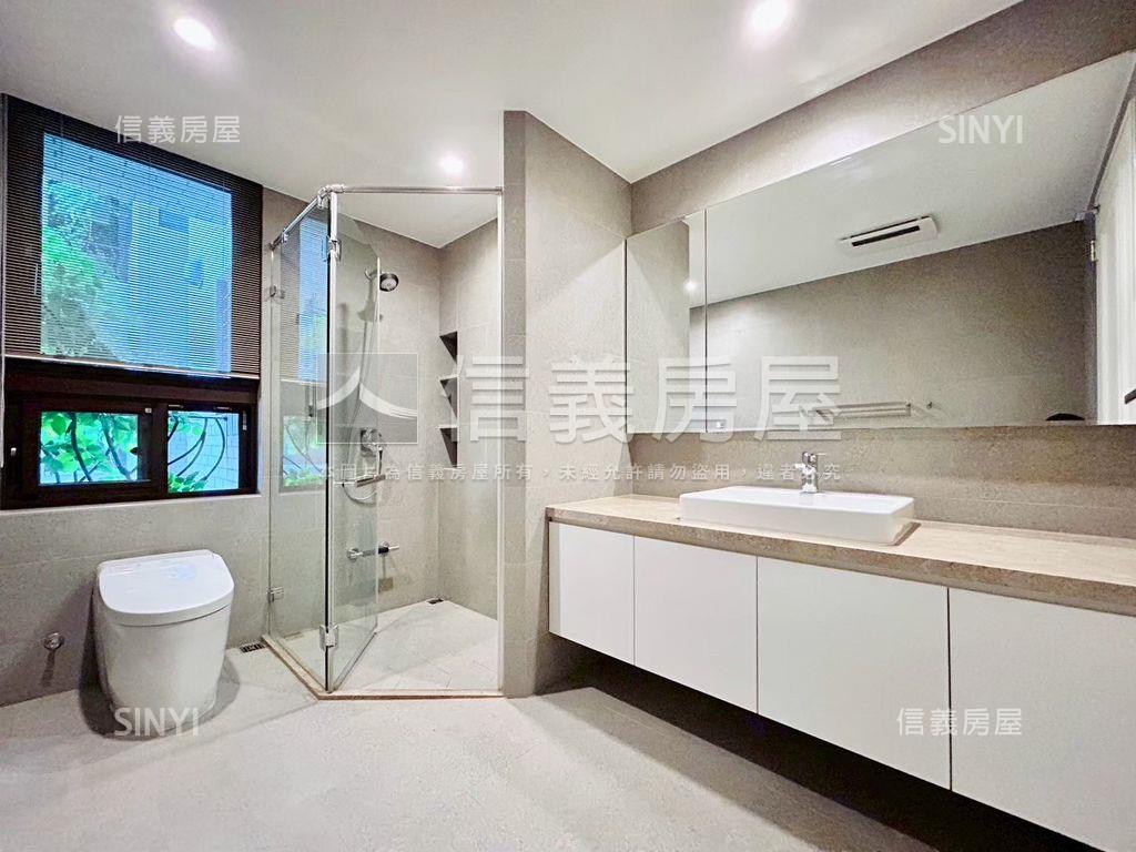 龍寶仁美臻邸大三房三車位房屋室內格局與周邊環境