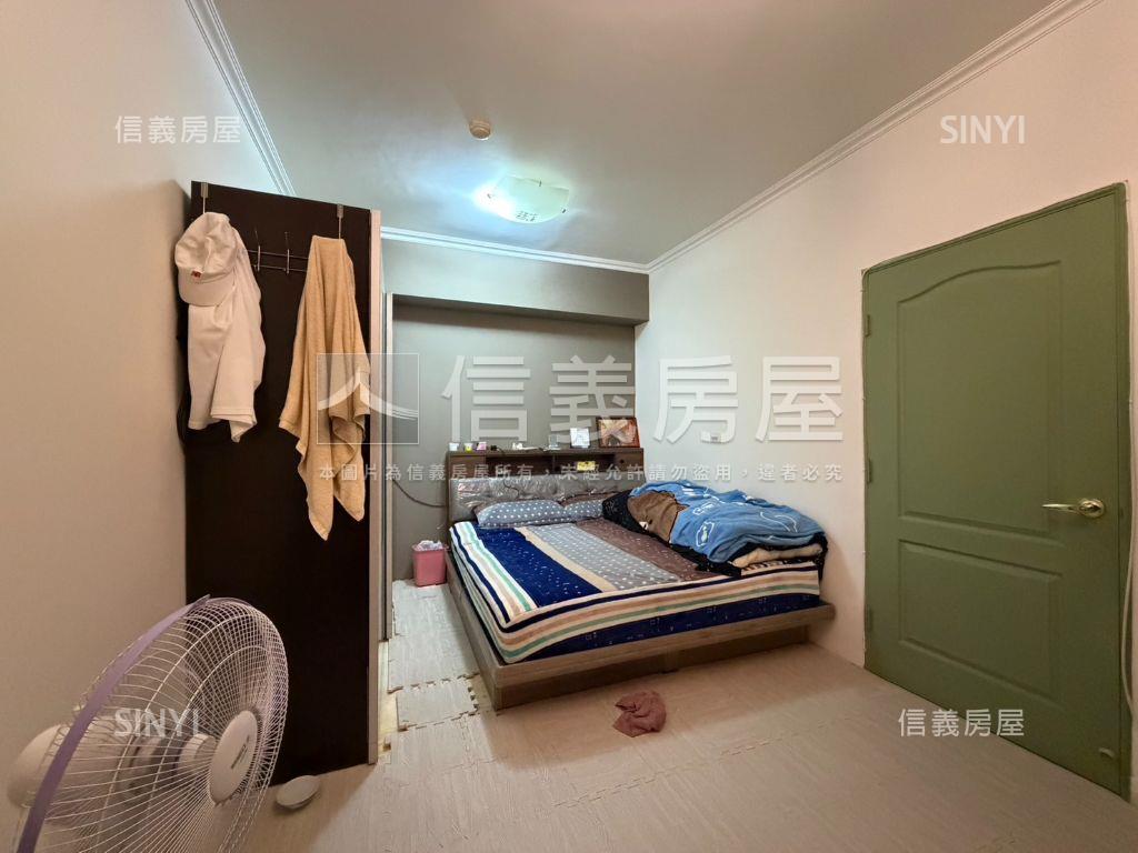 丹鳳捷運精美兩房車位房屋室內格局與周邊環境