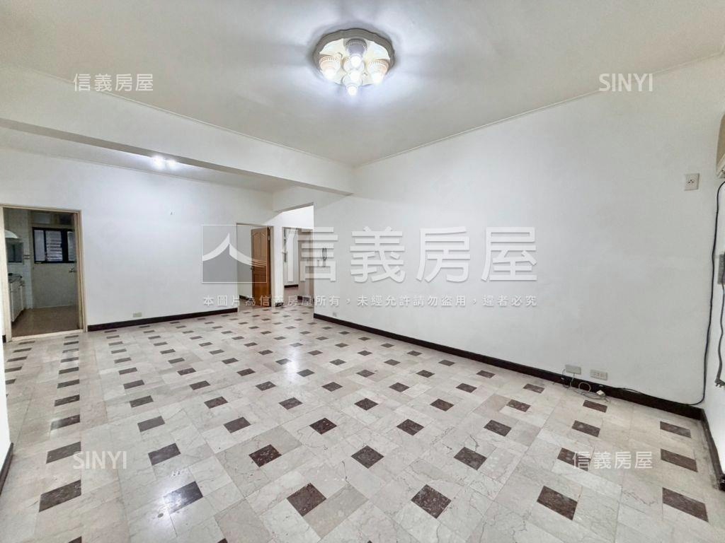 國泰中華家園－稀有公寓房屋室內格局與周邊環境