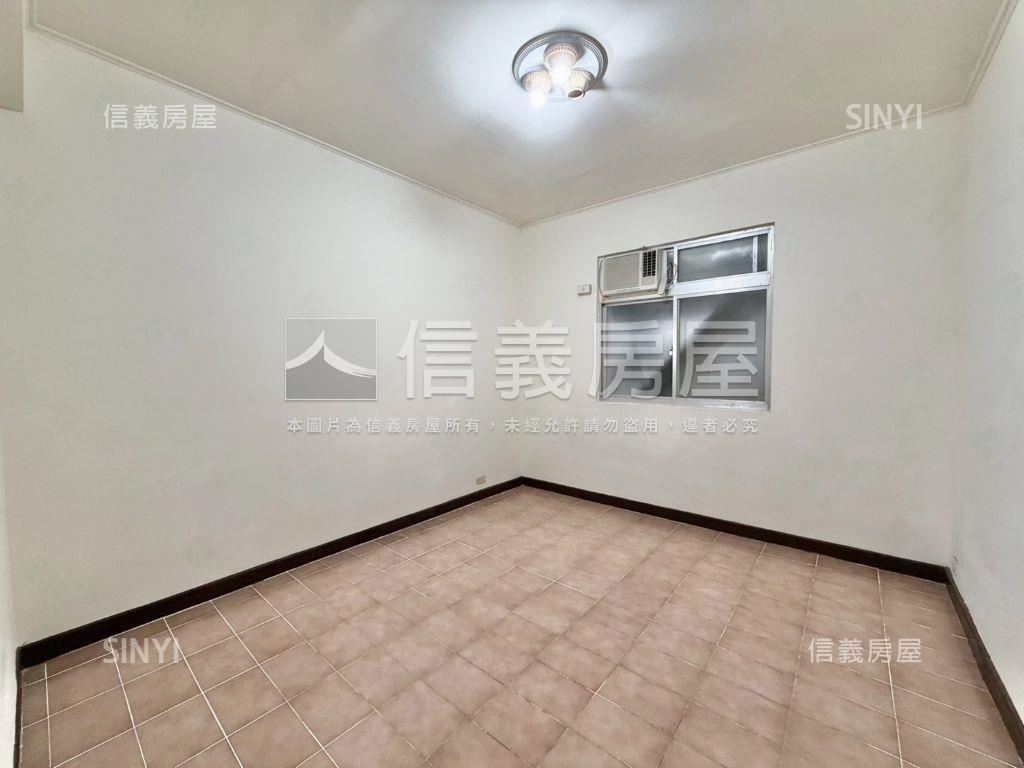 國泰中華家園－稀有公寓房屋室內格局與周邊環境