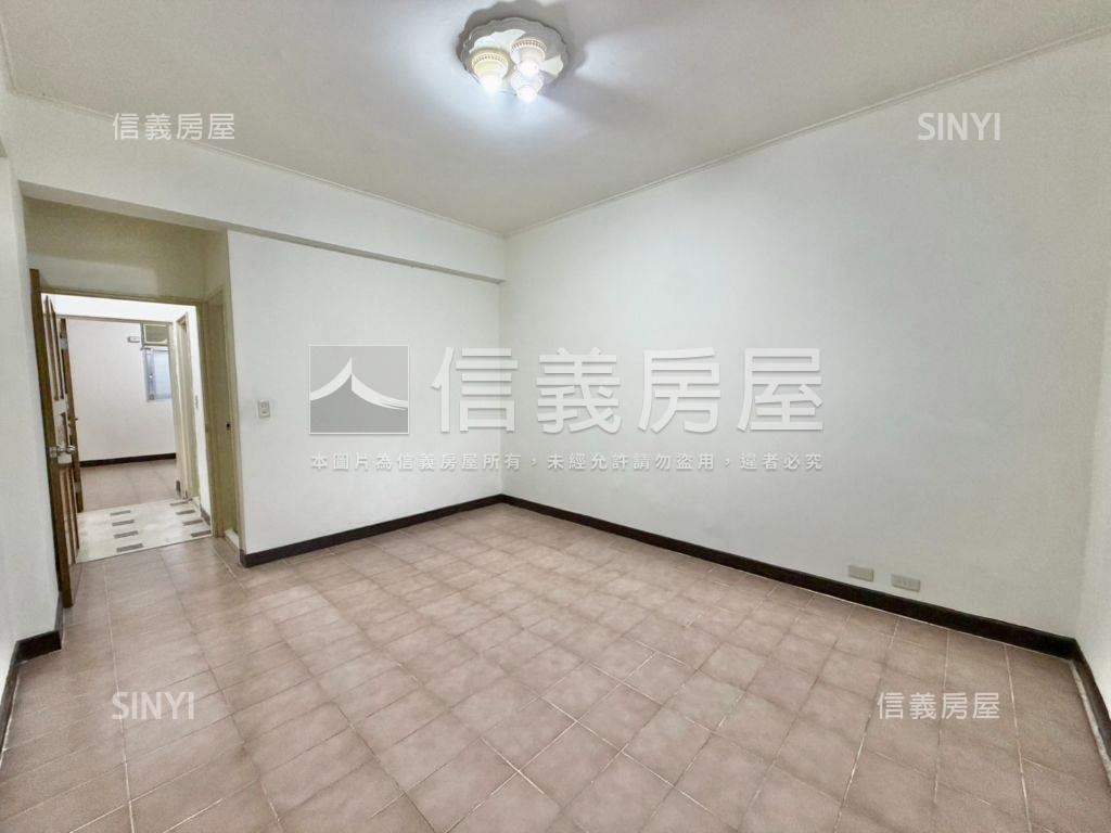 國泰中華家園－稀有公寓房屋室內格局與周邊環境