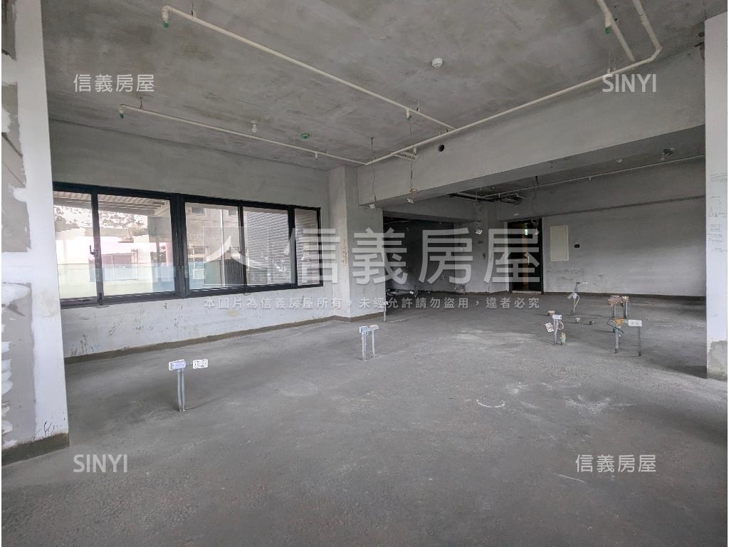 一森原邊間樹梢大空間房屋室內格局與周邊環境