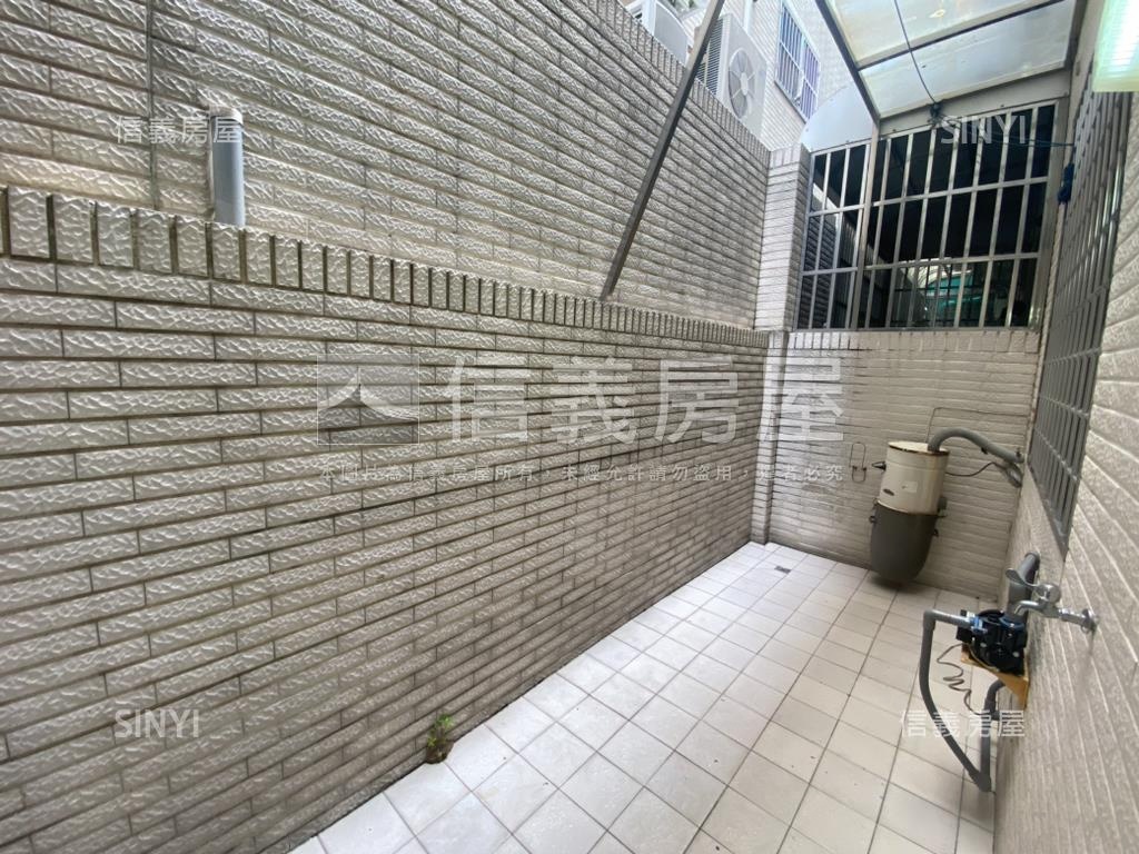 北區文成路獨院透天房屋室內格局與周邊環境