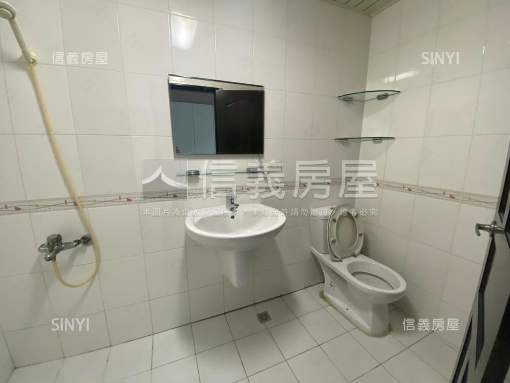 北區文成路獨院透天房屋室內格局與周邊環境