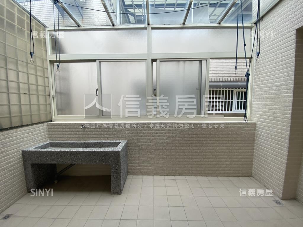 北區文成路獨院透天房屋室內格局與周邊環境