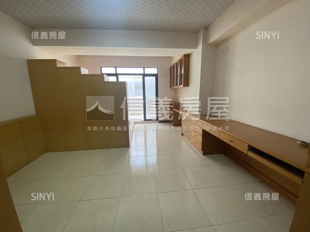 北區文成路獨院透天房屋室內格局與周邊環境