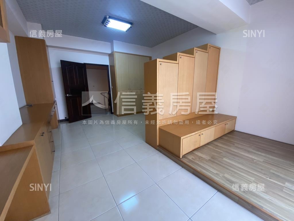 北區文成路獨院透天房屋室內格局與周邊環境