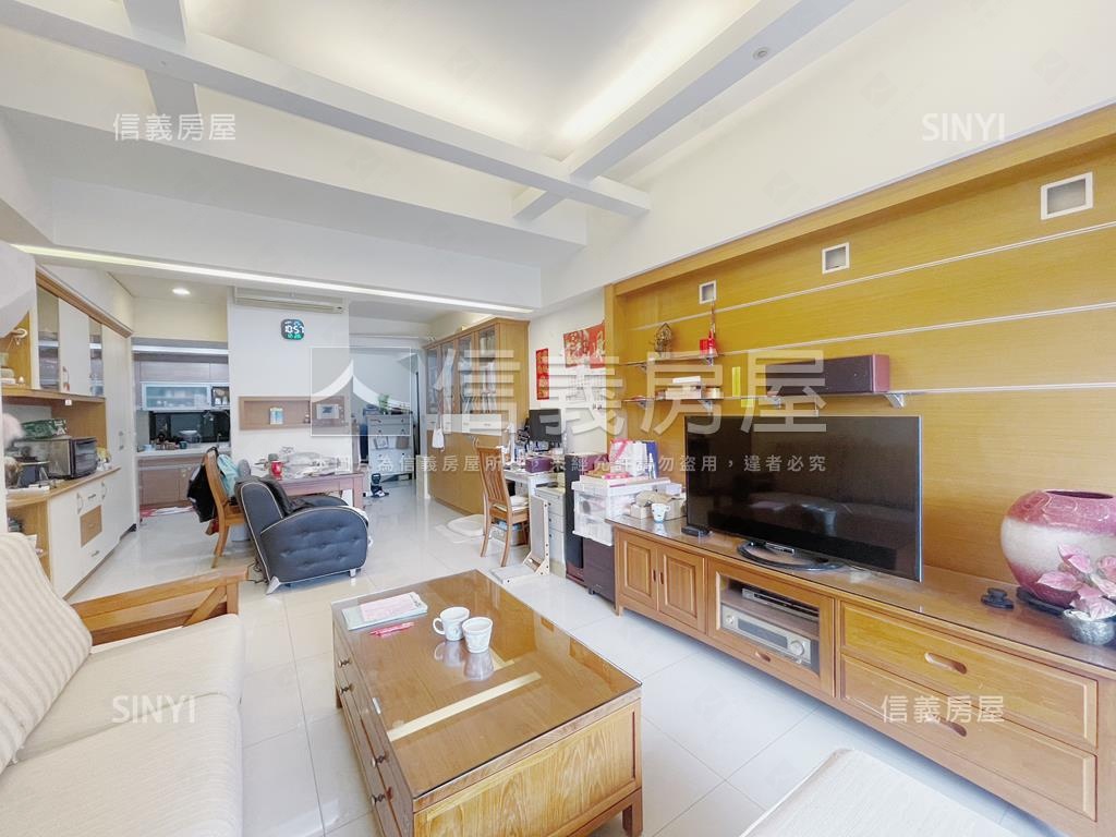 紫京城朝南景觀戶三房車位房屋室內格局與周邊環境