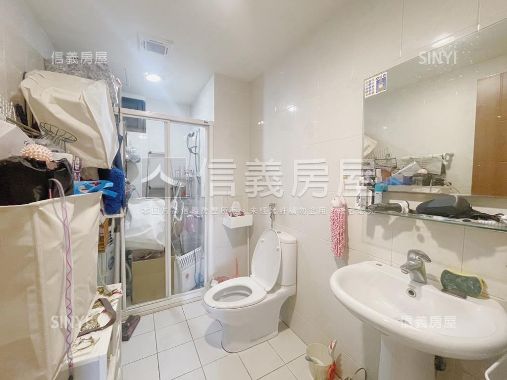 紫京城朝南景觀戶三房車位房屋室內格局與周邊環境